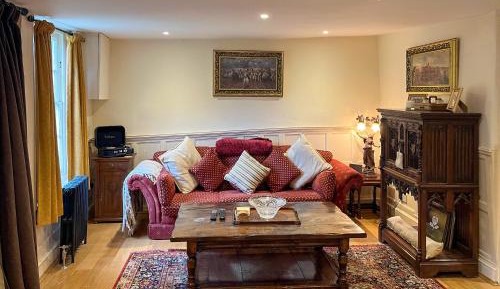 Two-Bedroom Holiday Home