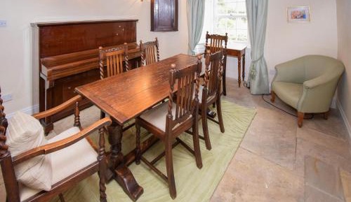 Three-Bedroom Vacation Home 