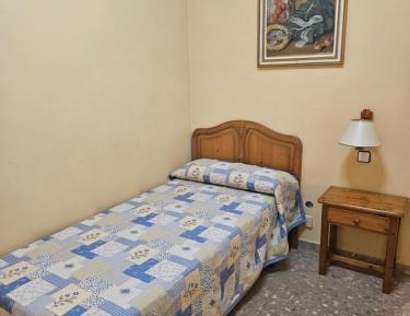 Small Single Room