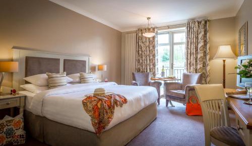Deluxe Double Room with Castle View