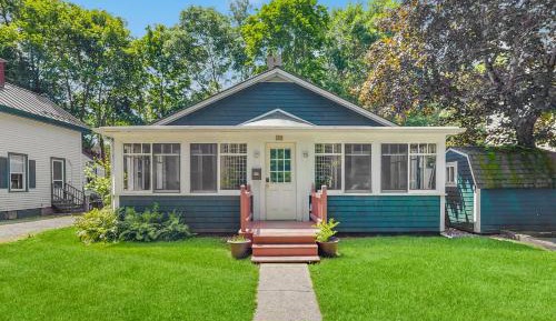 Four bedroom holiday home 