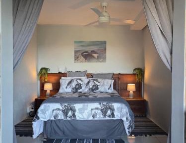 Deluxe Double or Twin Room with Sea View