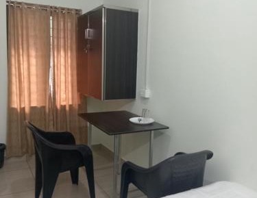Deluxe Double Room (2 Adults + 1 Child)