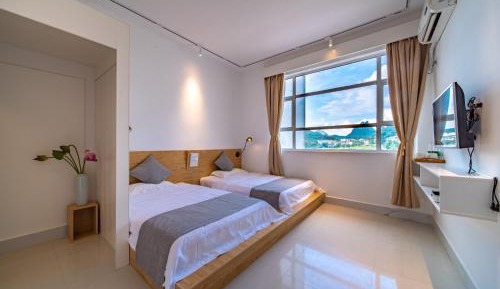 Double Room with Mountain View