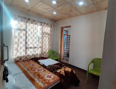 Double Room with Mountain View