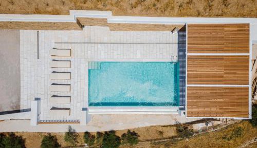 Two-Bedroom Apartment with Sea View