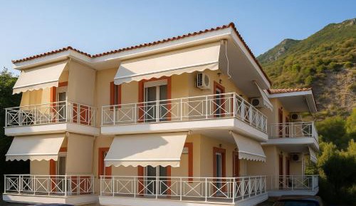 Studio with Balcony