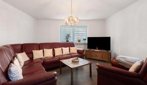 Superior One-Bedroom Apartment
