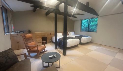 Twin Room with Mountain View