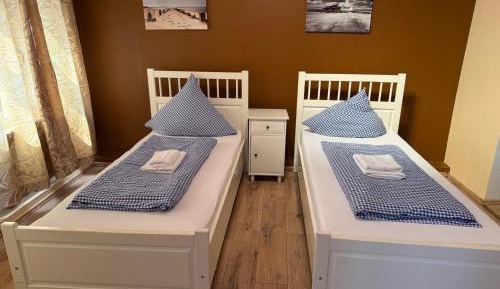 Quadruple Room with Bathroom