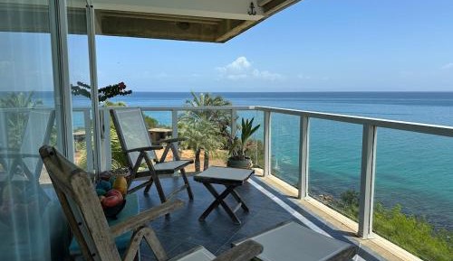 Two-Bedroom Apartment with Balcony and Sea View