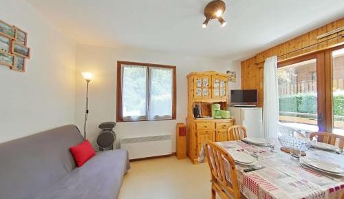 Apartment (6 Adults)