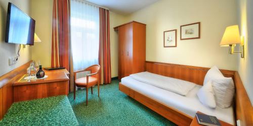 Economy Single Room