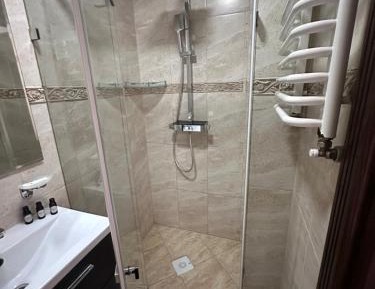 Twin Room with Shower