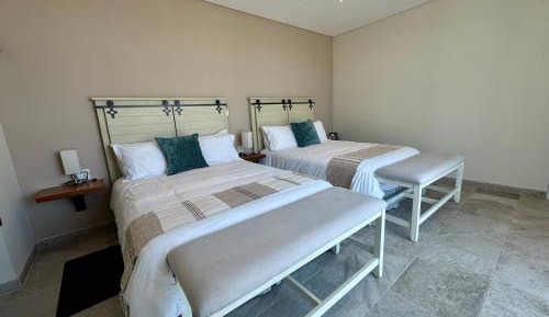 Standard Double Suite