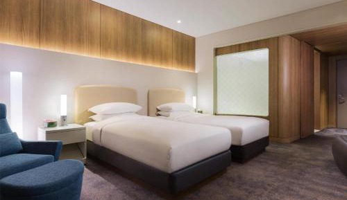 Twin Room with Club Access - West Tower