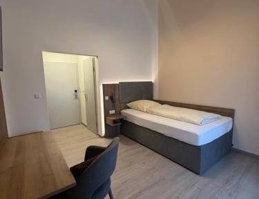 Comfort Single Room