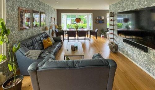 Three-Bedroom Holiday Home 