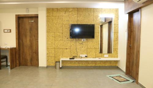 Deluxe Suite