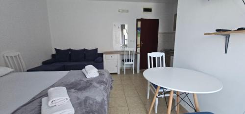 Studio Apartment with Sea View