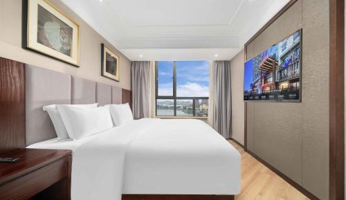 Standard Suite