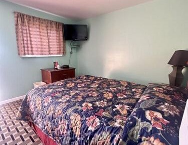 Small Single Room