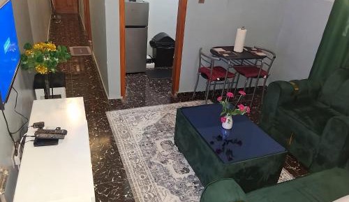 Apartment With Shared Bathroom