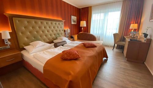 Superior Plus Room A