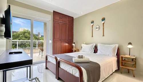 Deluxe Queen Room