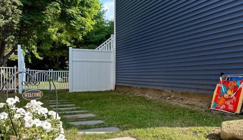 One Bedroom Apartment