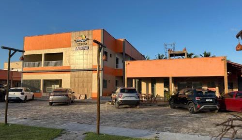 Deluxe Room (2 Adults + 1 Child)