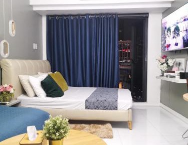 Deluxe Double or Twin Room with City View