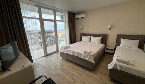 Deluxe Triple Room