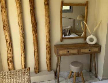 Deluxe Suite with Sea View