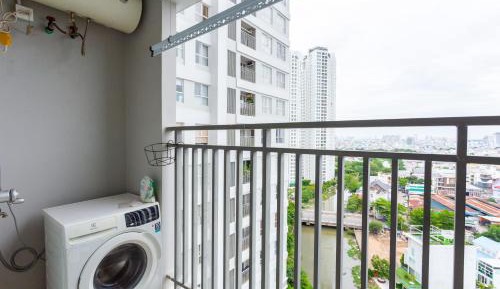 Two-Bedroom Apartment with Balcony
