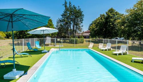 Three-Bedroom Superior Apartment