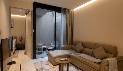 One-Bedroom Apartment