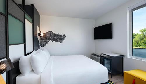 Aloft, Guest room, 1 King