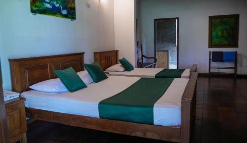 Deluxe Triple Room