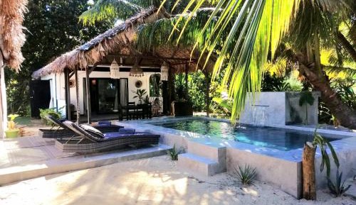 Villa - Beach Front