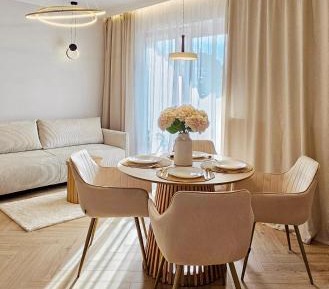 One-Bedroom Apartment with Terrace