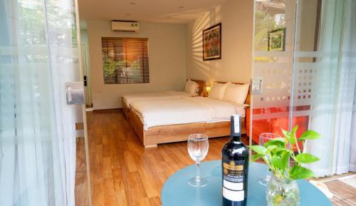 Apartment with Balcony