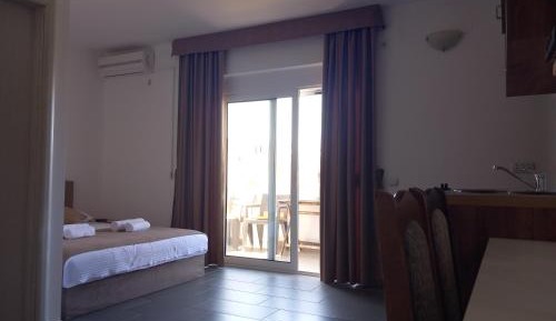 Studio with Balcony