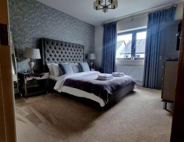 Queen Room with Garden View