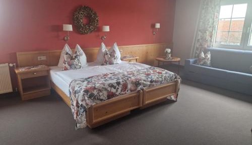 Large Double Room