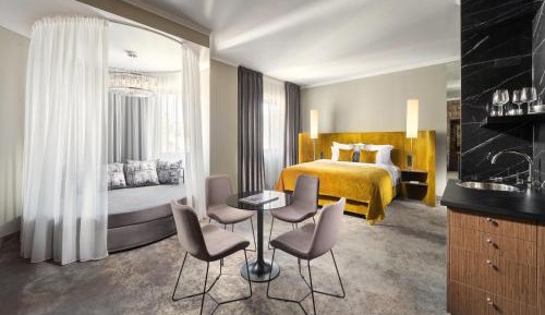 Junior Suite