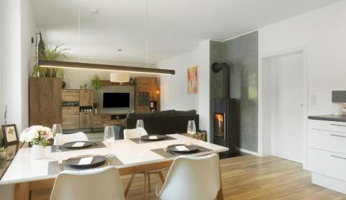 Superior One-Bedroom Apartment