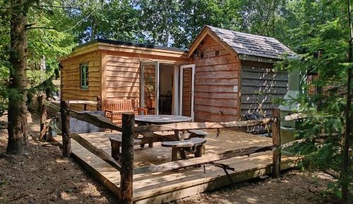 One-Bedroom Chalet - Wood Pecker