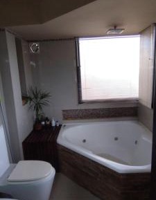 Suite with Hot Tub