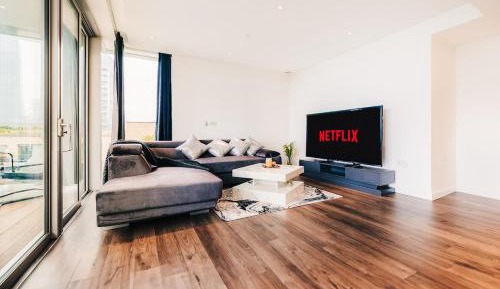 Two-Bedroom Apartment with Balcony